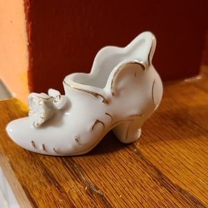 PORCELAIN SHOE, GOLD AND WHITE
